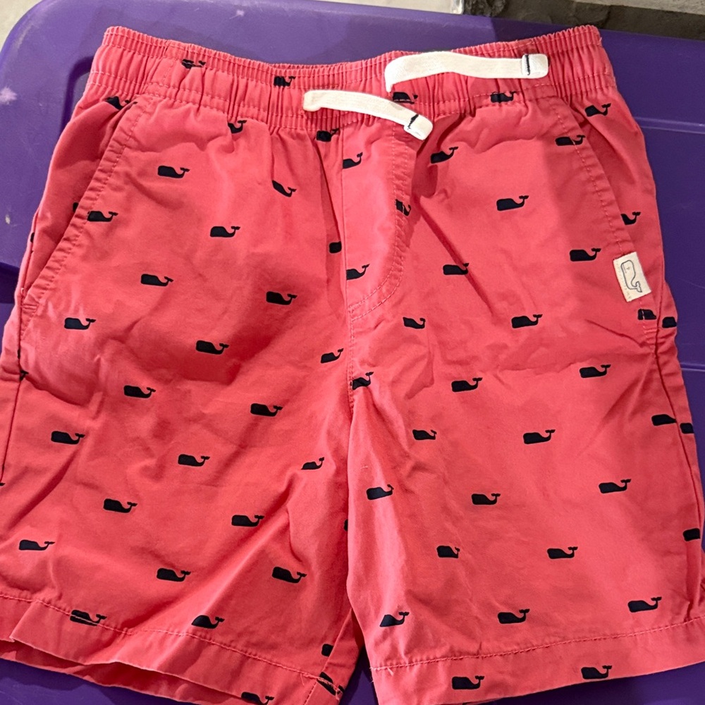 Vineyard vines cotton shorts size 6